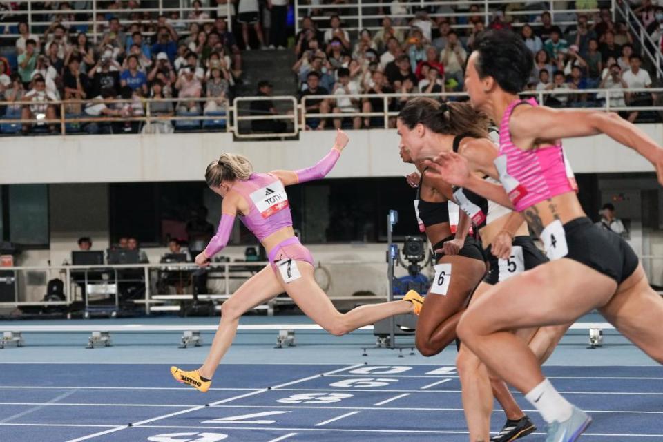 员服务和观 员服务和观