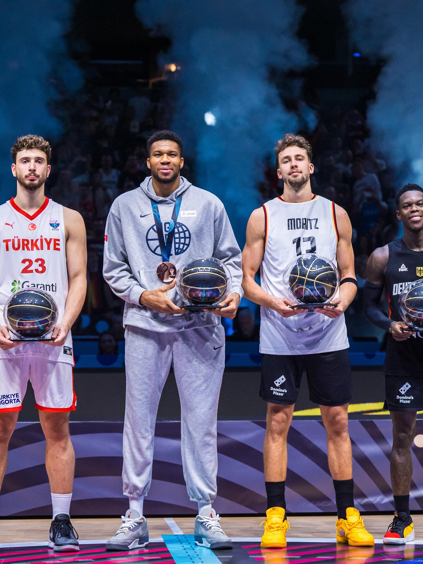 cn, div, 瞬间照片