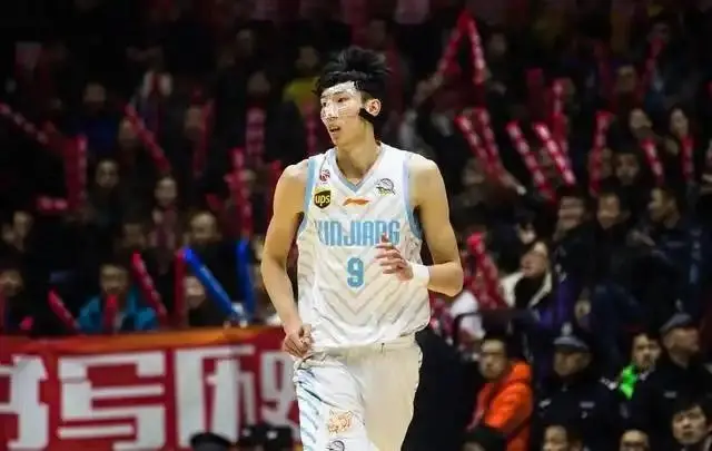 表步行者打 表步行者打